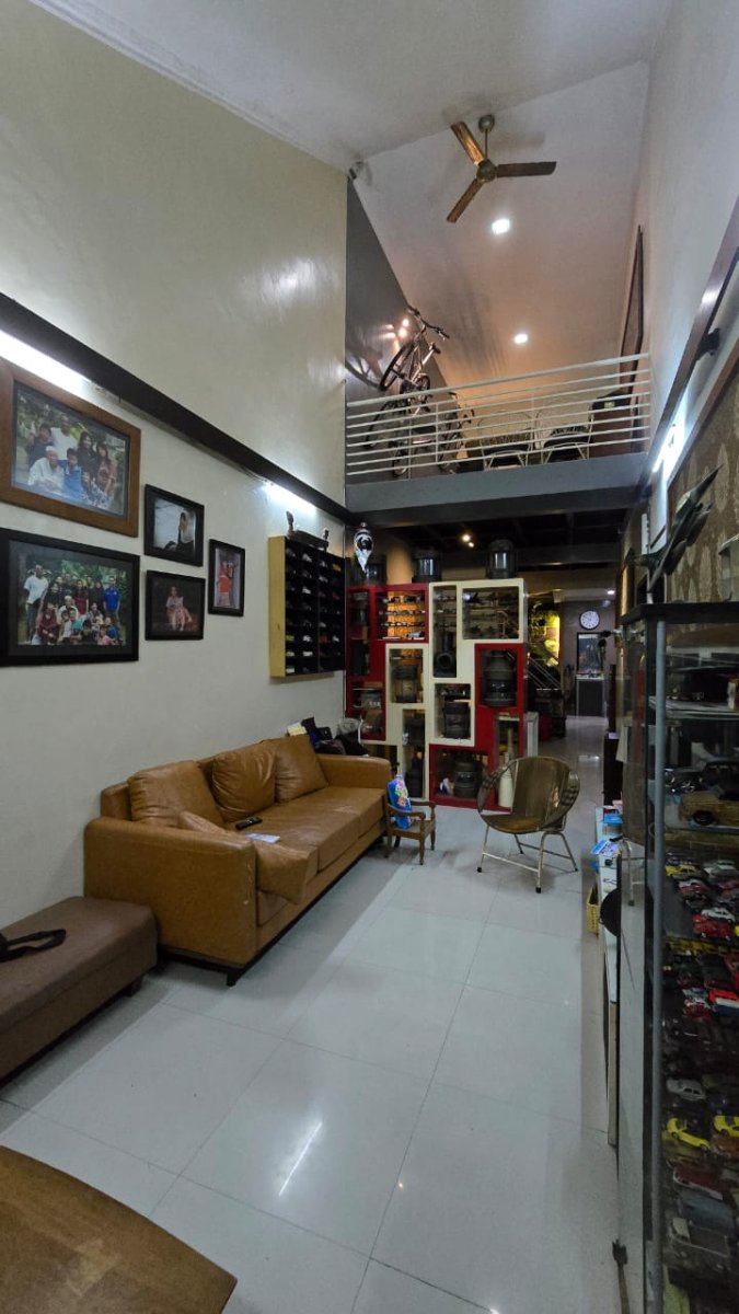 Rumah bagus siap pakai dekat pasar nusukan banjarsari solo - Foto 3
