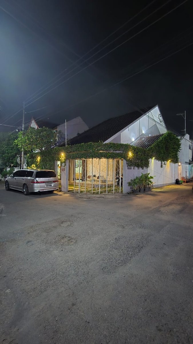 Rumah bagus siap pakai dekat pasar nusukan banjarsari solo