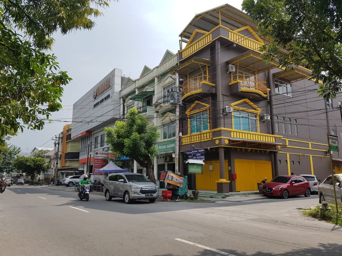 Ruko 3,5 Lantai Sangat Strategis di Pusat Kota Dekat Singosaren, Serengan Solo