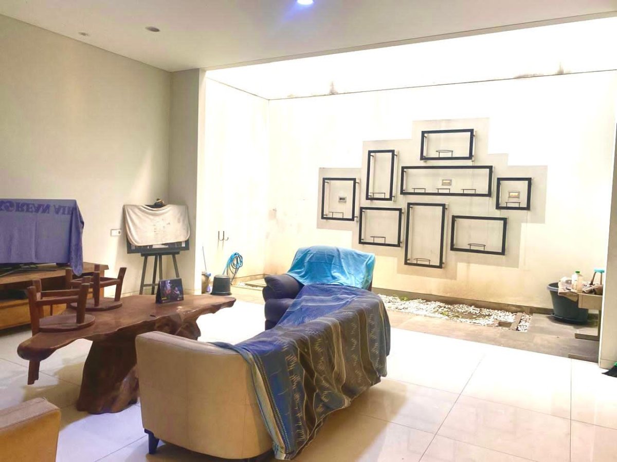 Harga Turun 2 M Rumah Bagus 2 Lantai Hampir 300 mtr di Kartini Jakarta Pusat ID - Foto 5