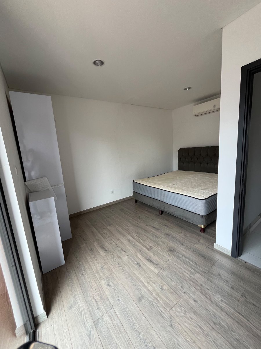RUMAH 3 Lt | CLUSTER WISTERIA JAKARTA TIMUR | LT 87 LB 150 | SIAP HUNI - Foto 4