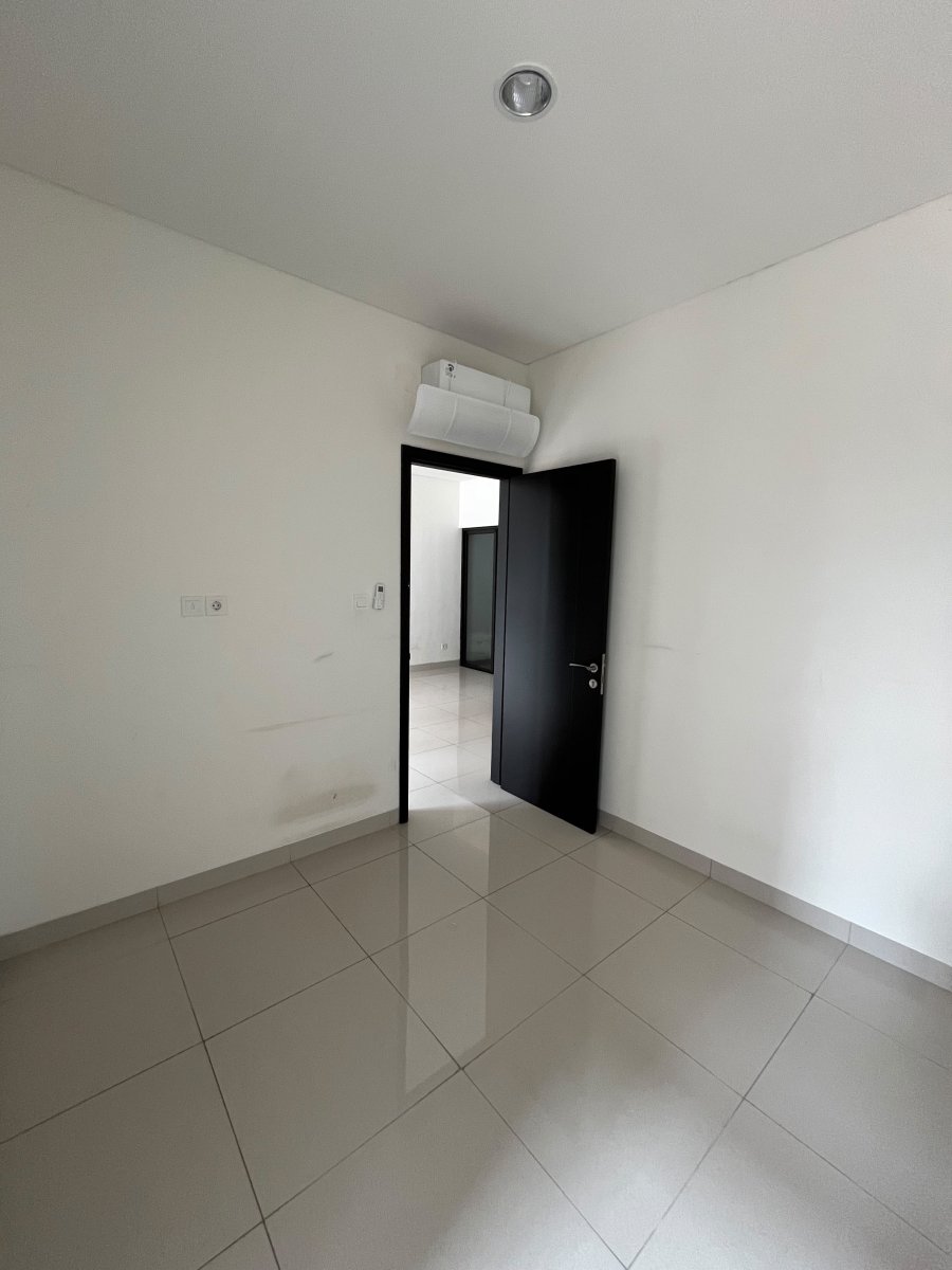 RUMAH 3 Lt | CLUSTER WISTERIA JAKARTA TIMUR | LT 87 LB 150 | SIAP HUNI - Foto 5