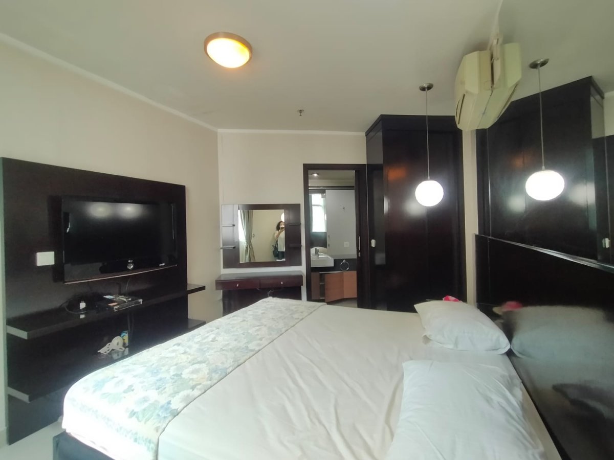 DIJUAL APARTEMEN Sahid Sudirman Residence Furnished View Kolam Renang ZM - Foto 2