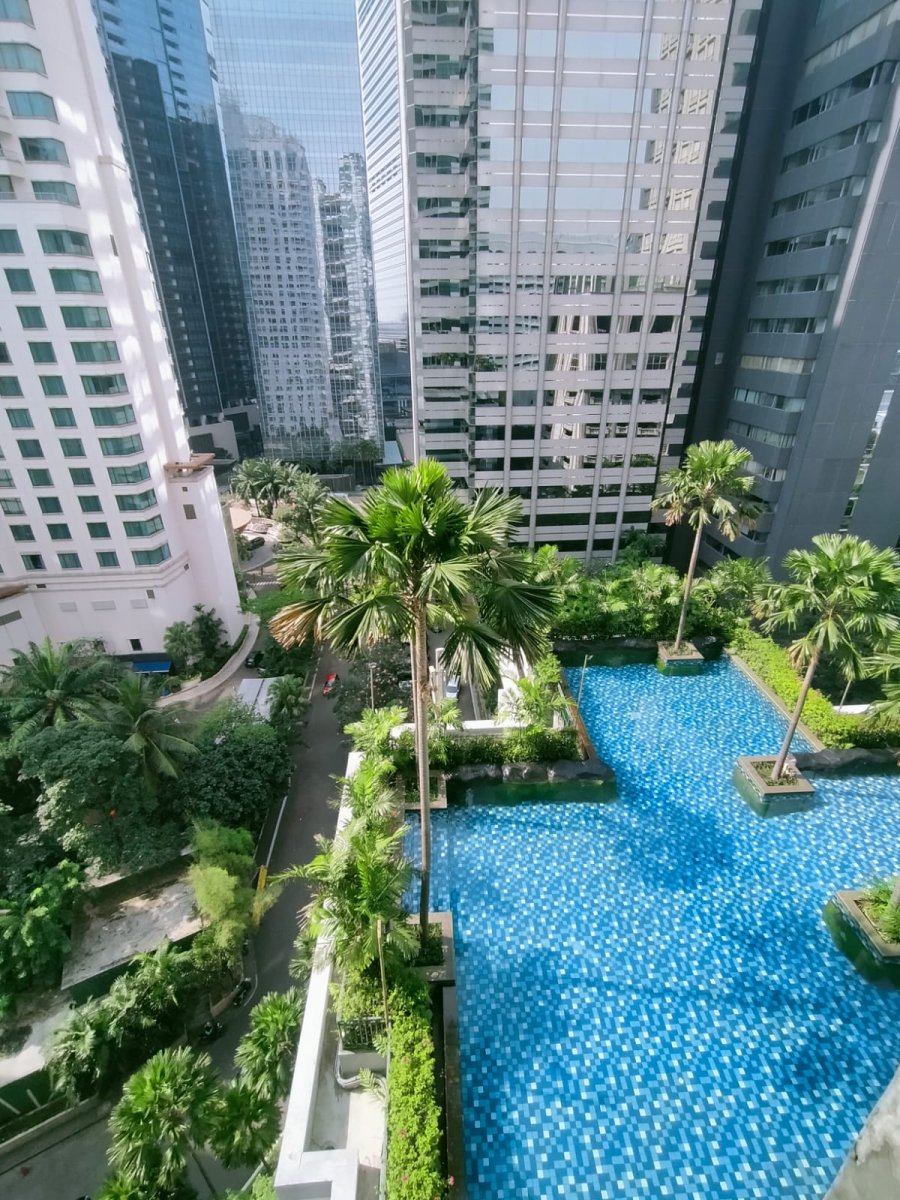 DIJUAL APARTEMEN Sahid Sudirman Residence Furnished View Kolam Renang ZM - Foto 5