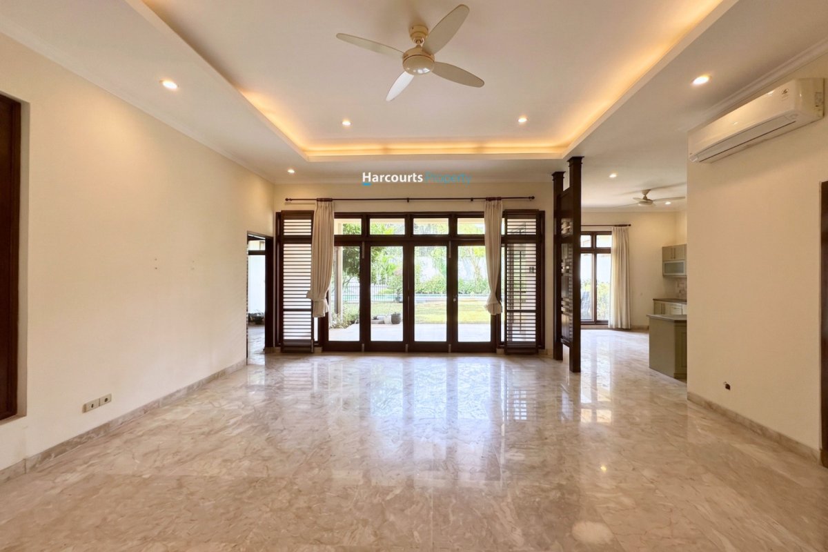 Disewakan Rumah Klasik 1 Lantai Cantik dan Luas Area Kemang - Foto 3