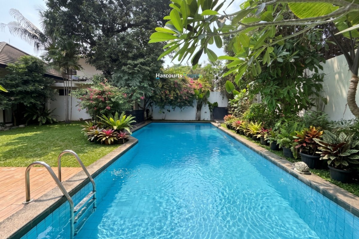 Disewakan Rumah Klasik 1 Lantai Cantik dan Luas Area Kemang - Foto 14