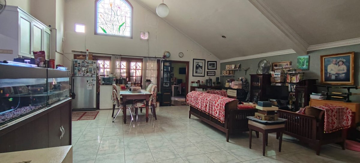 Rumah Nyaman di Tanjung Barat Indah, Jakarta Selatan - Foto 2