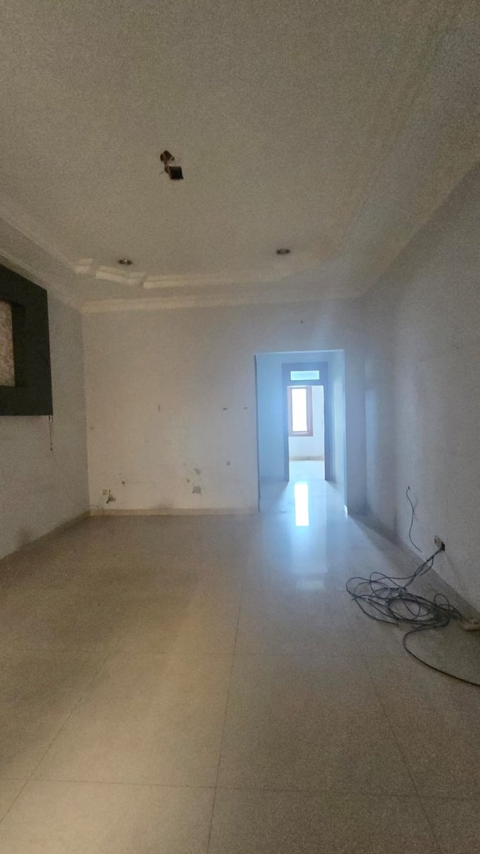Rumah Mewah dan Ruang Usaha Strategis di Jalan Ahmad Yani - Foto 8