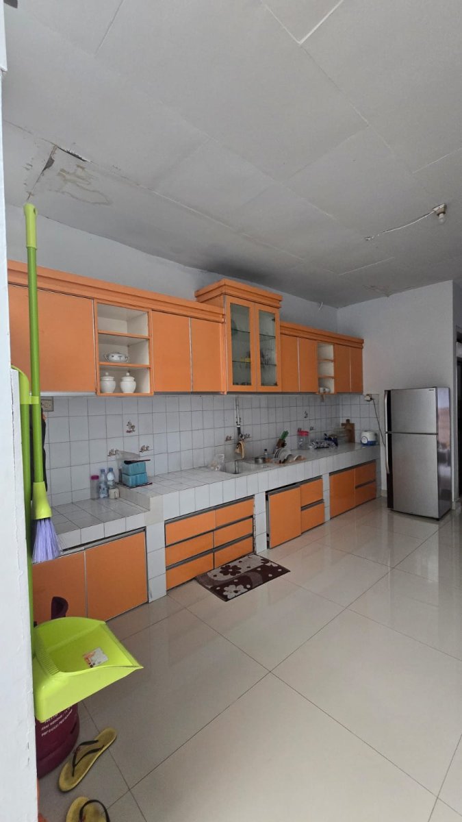 Rumah Mewah dan Gudang atau Ruang Usaha Super Strategis di Jalan Raya Adi Sucipto Blulukan Colomadu - Foto 6