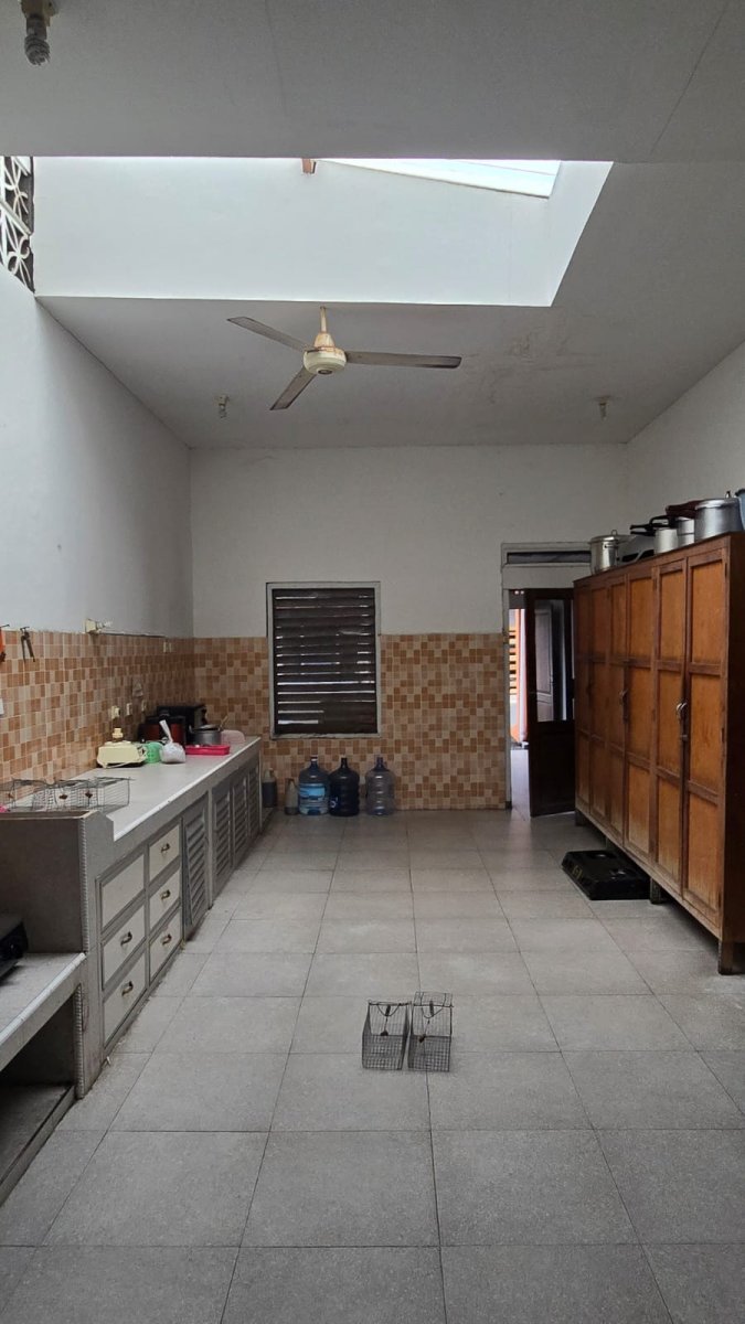 Rumah Mewah dan Gudang atau Ruang Usaha Super Strategis di Jalan Raya Adi Sucipto Blulukan Colomadu - Foto 8