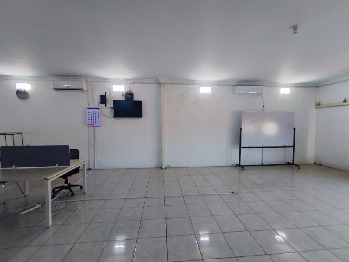 Gudang dan Kantor Strategis Siap Pakai di Gondangrejo Solo Utara - Foto 8