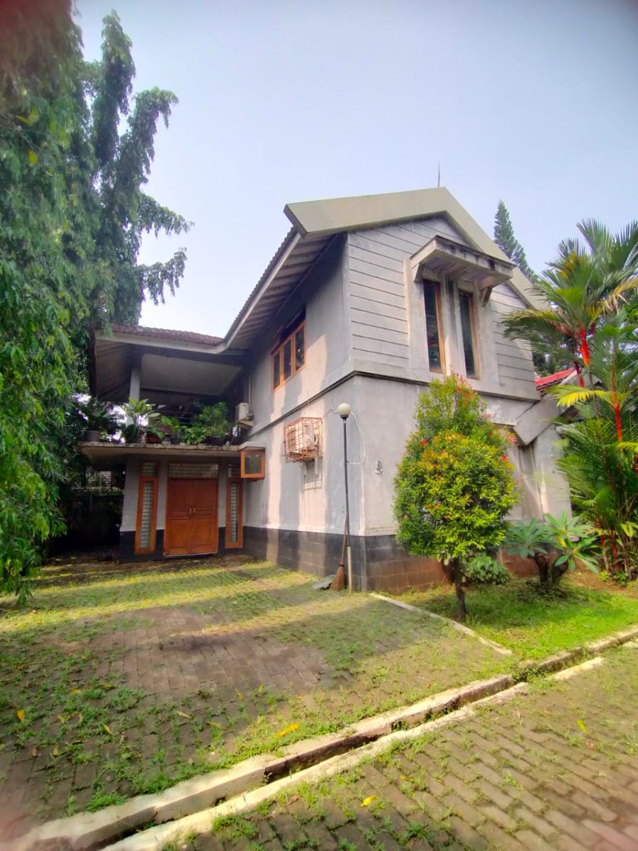 Dijual Rumah Taman Dekat MRT Lebak Bulus dan Sekolah Charitas