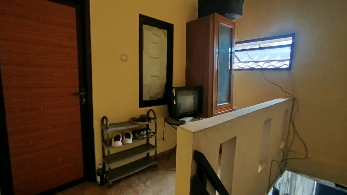 Disewakan Rumah Minimalis di Regency Melati Mas, Tangerang Selatan - Foto 8