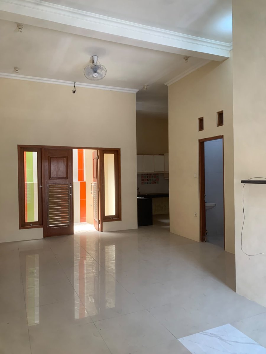 Rumah Siap Huni di Cluster Strategis Solo Baru - Foto 7