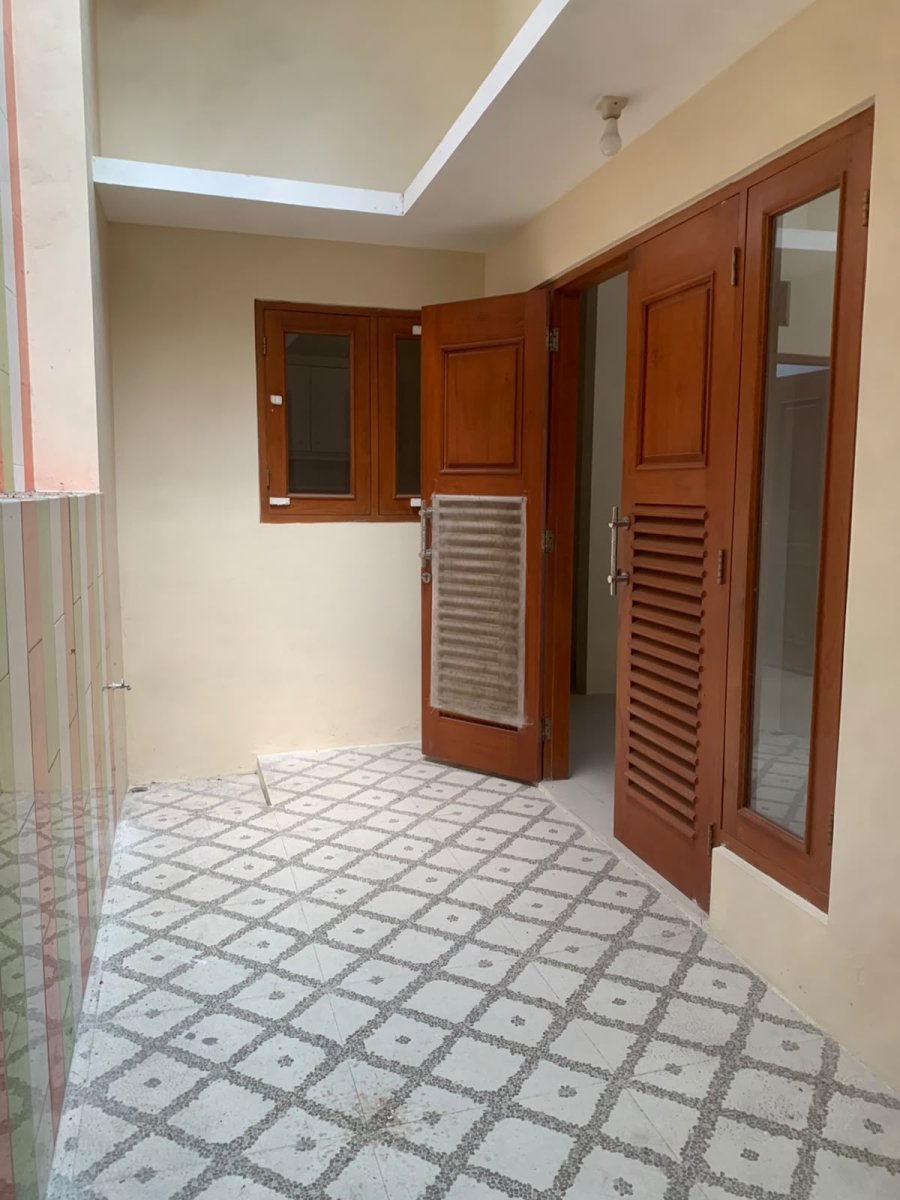 Rumah Siap Huni di Cluster Strategis Solo Baru - Foto 8