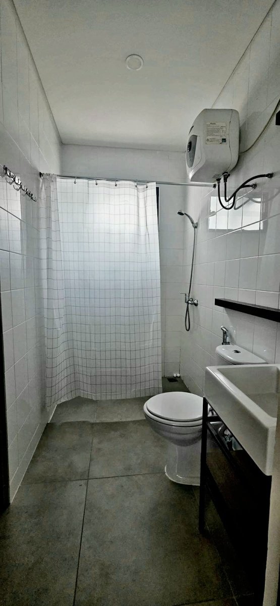 Disewakan Rumah Cantik Full Furnished di Freja Suites BSD City– 10 Menit ke Stasiun Ciasuk - Foto 10