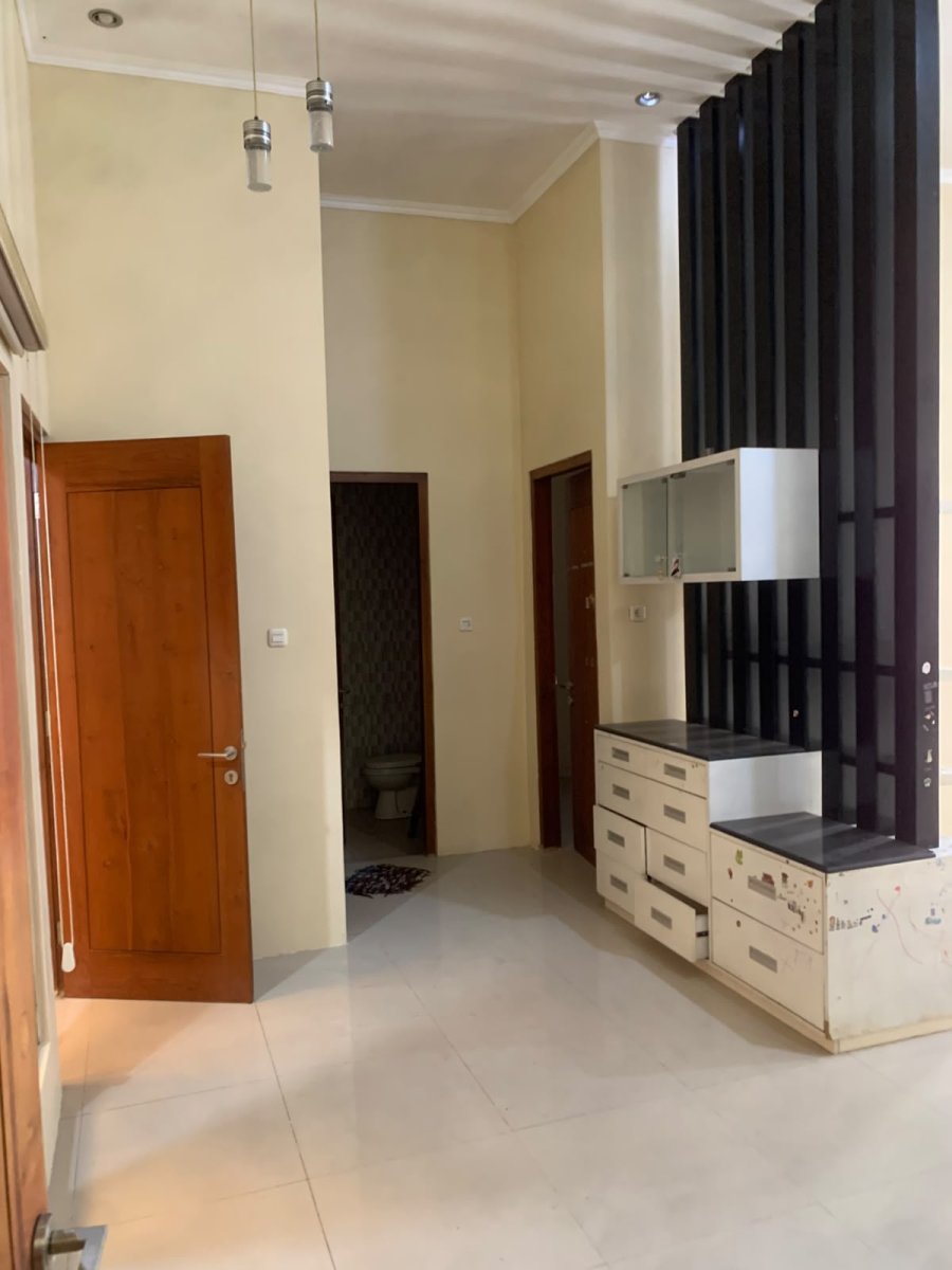 Rumah Eksklusif di Cluster Solo Baru - Foto 7