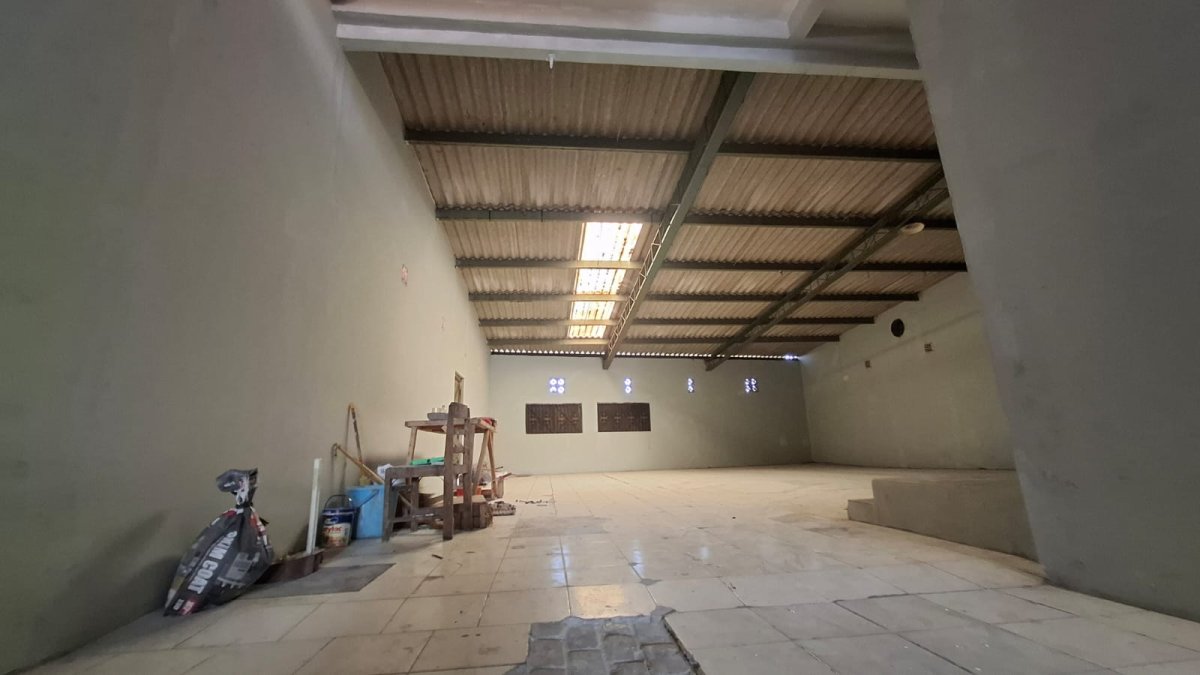 Ruko, Rumah 3 Lantai dan Gudang Strategis Jalan Raya Adi Sucipto, Blulukan Colomadu - Foto 5