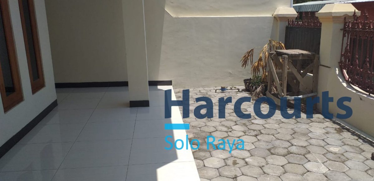 Rumah Renovasi Siap Huni di Mojosongo Solo - Foto 7