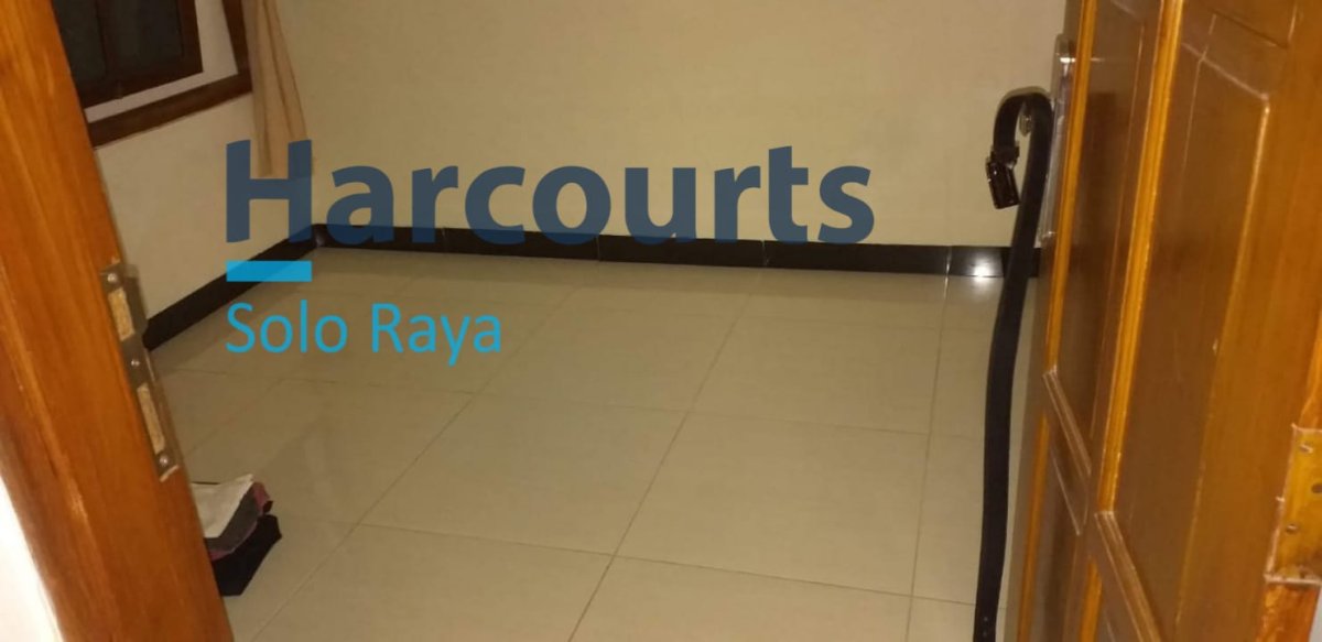 Rumah Renovasi Siap Huni di Mojosongo Solo - Foto 12