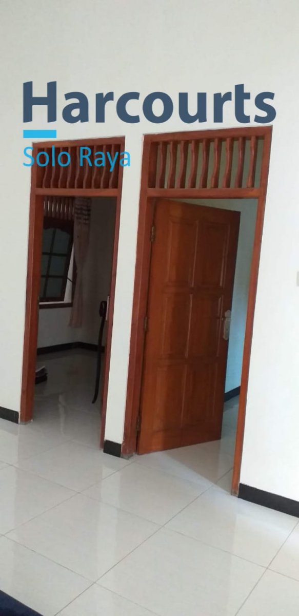 Rumah Renovasi Siap Huni di Mojosongo Solo - Foto 6
