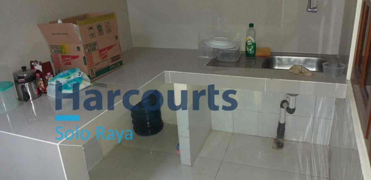 Rumah Renovasi Siap Huni di Mojosongo Solo - Foto 8