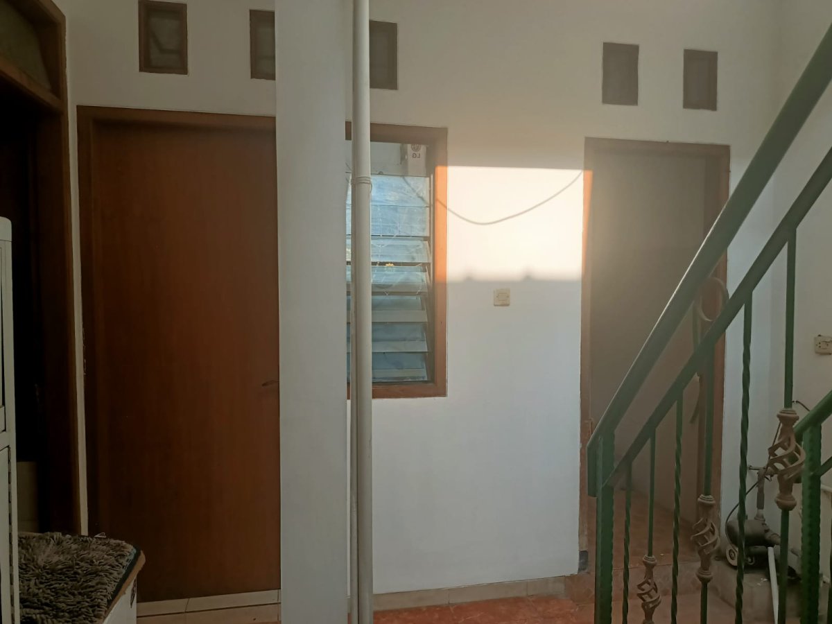 Rumah Full Furnished Siap Huni di Cluster Fajar Indah - Foto 5