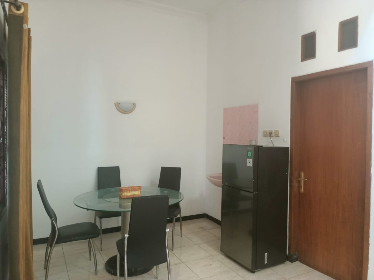 Rumah Full Furnished Siap Huni di Cluster Fajar Indah - Foto 11