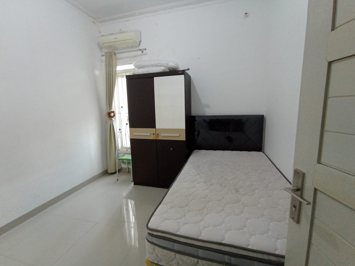 Rumah Cluster Full Furnished Siap Pakai di Fajar Indah Baturan Colomadu - Foto 10