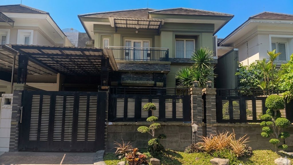 Lelang Rumah Mewah Lokasi Palm Courts Puri Galaxy Surabaya