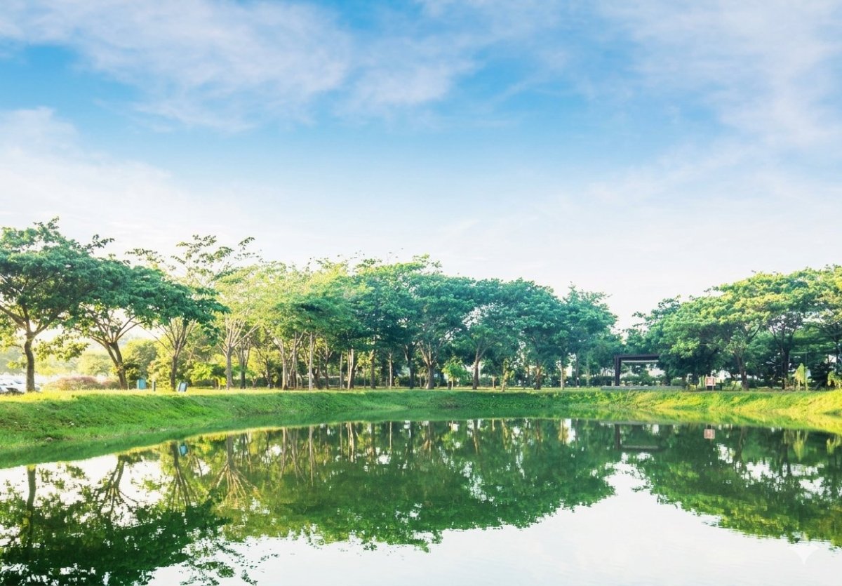 Rumah Mewah Lokasi Palm Courts Puri Galaxy Surabaya ( Direct Owner ) - Foto 2
