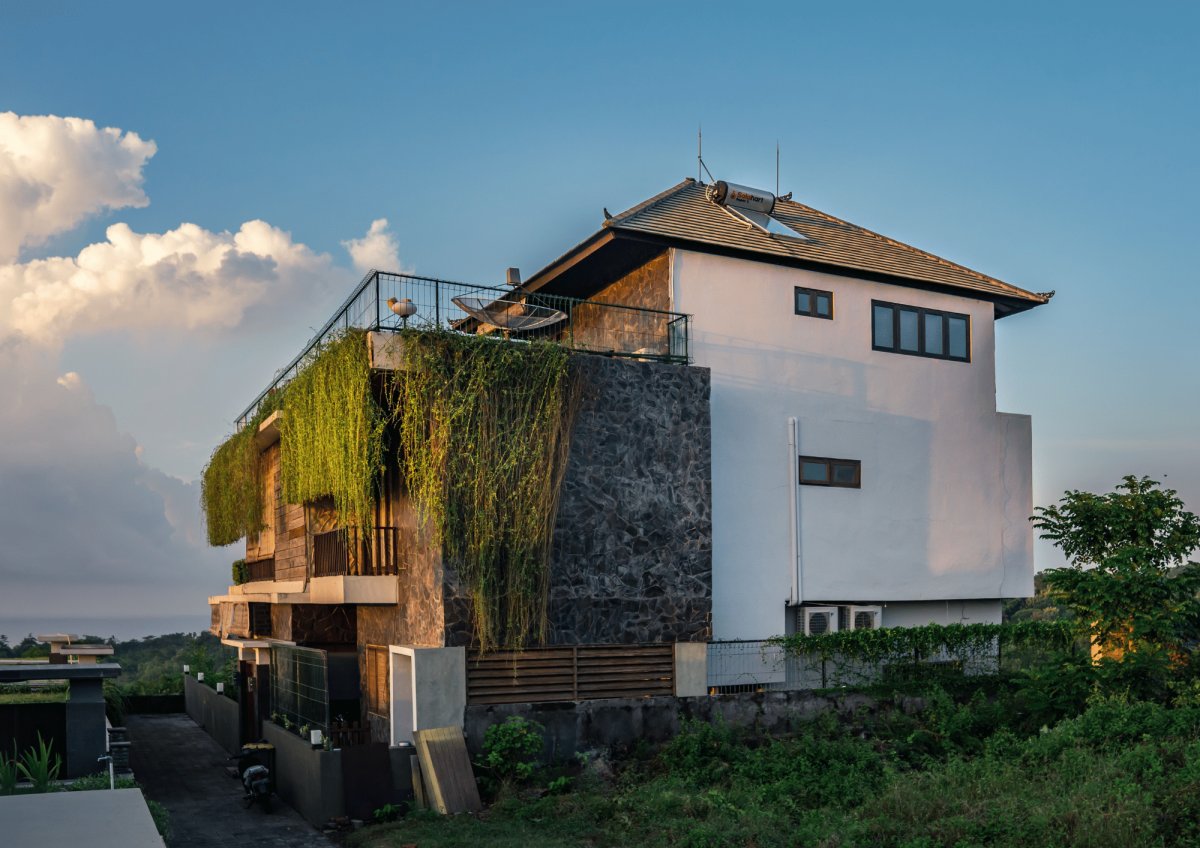 For Sale & For Rent 6+1 Bedroom Grand Oceanview Villa at Ungasan, Uluwatu - Properti | Harcourts