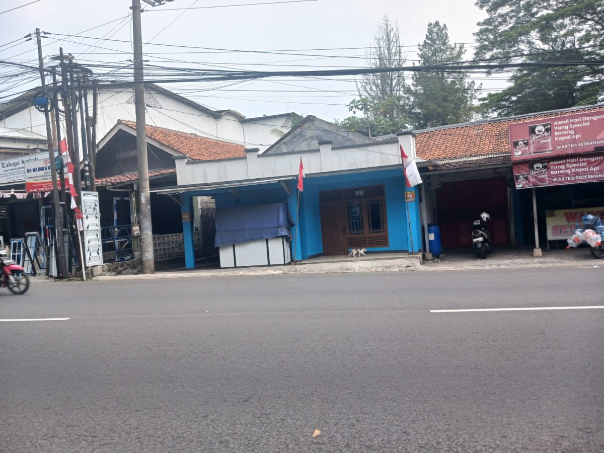 Dijual rumah ada 3 kontrakan dan 1 warteg di pinggir jalan Kaumpandak Cibinong Bogor - Properti | Harcourts