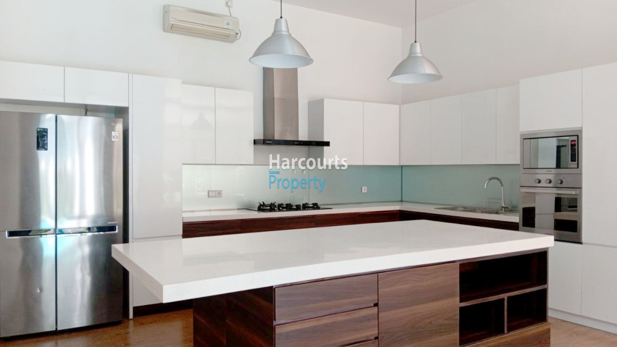 Disewakan Townhouse Modern Area Kemang - Foto 5