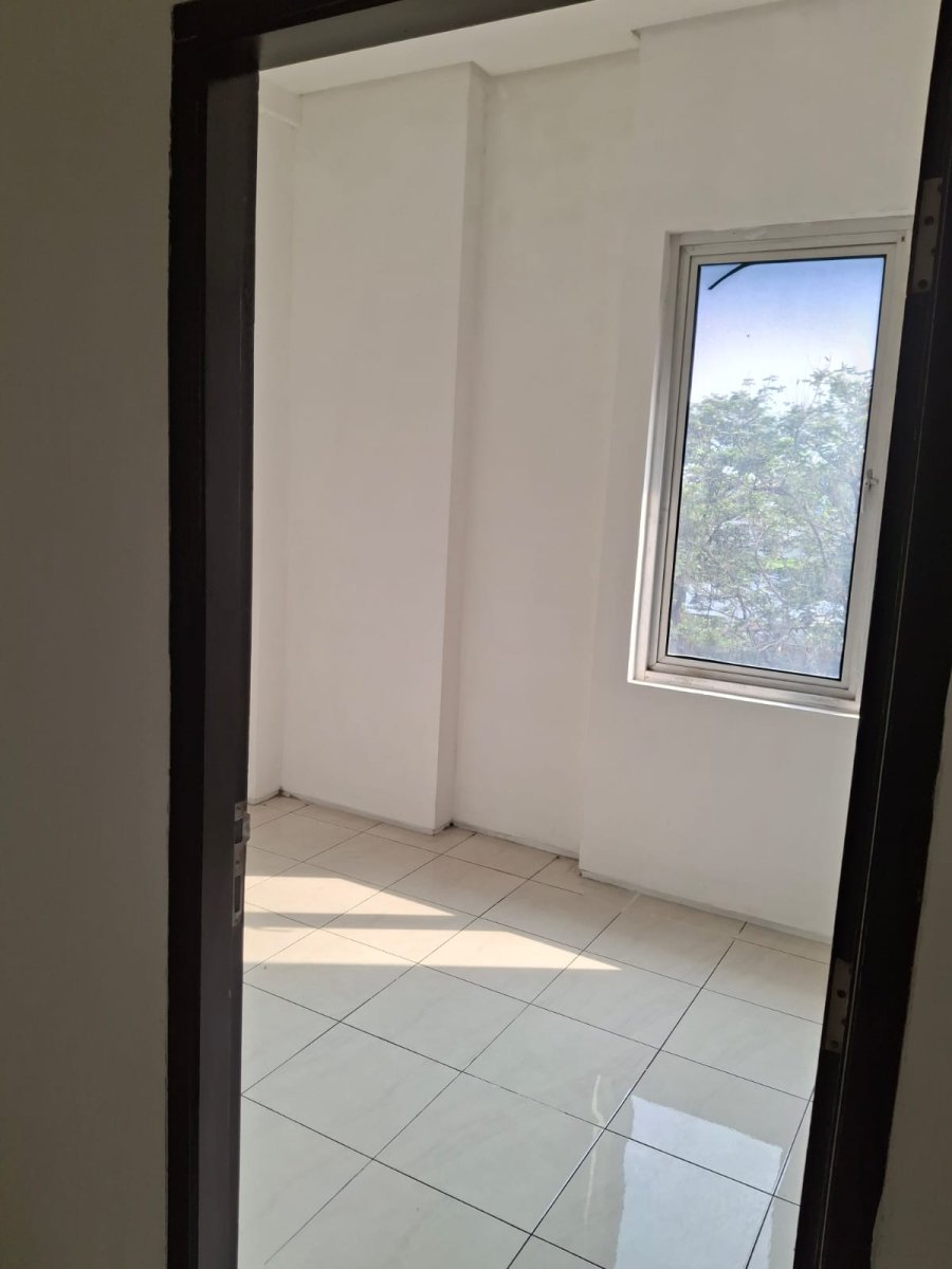 Disewakan Ruko Bagus Dan Rapih Posisi Hoek, Parkir Luas Di Gading Kirana, Kelapa Gading - Jakarta Utara - Foto 6