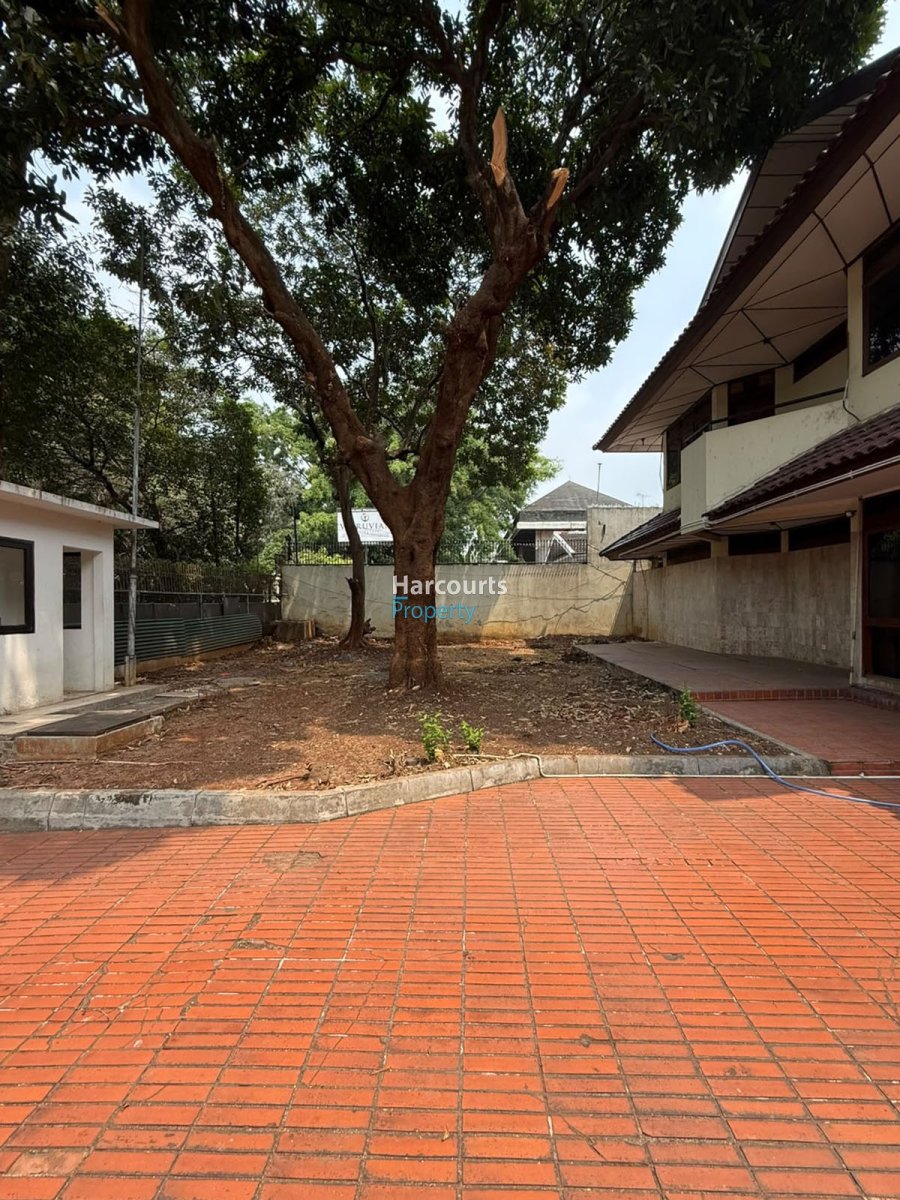 Rumah Klasik Bagus dan Terawat Lokasi Strategis Area Pondok Indah - Foto 6