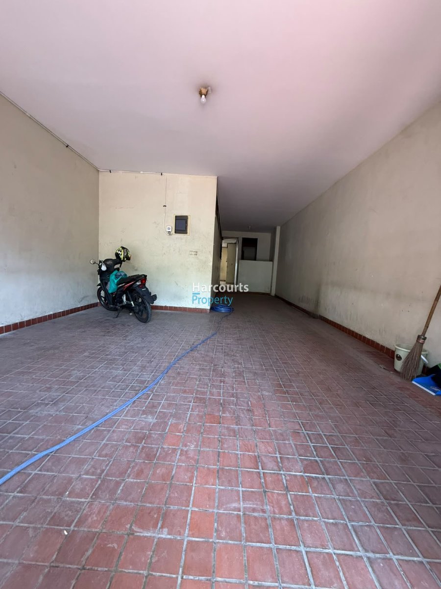 Rumah Klasik Bagus dan Terawat Lokasi Strategis Area Pondok Indah - Foto 2