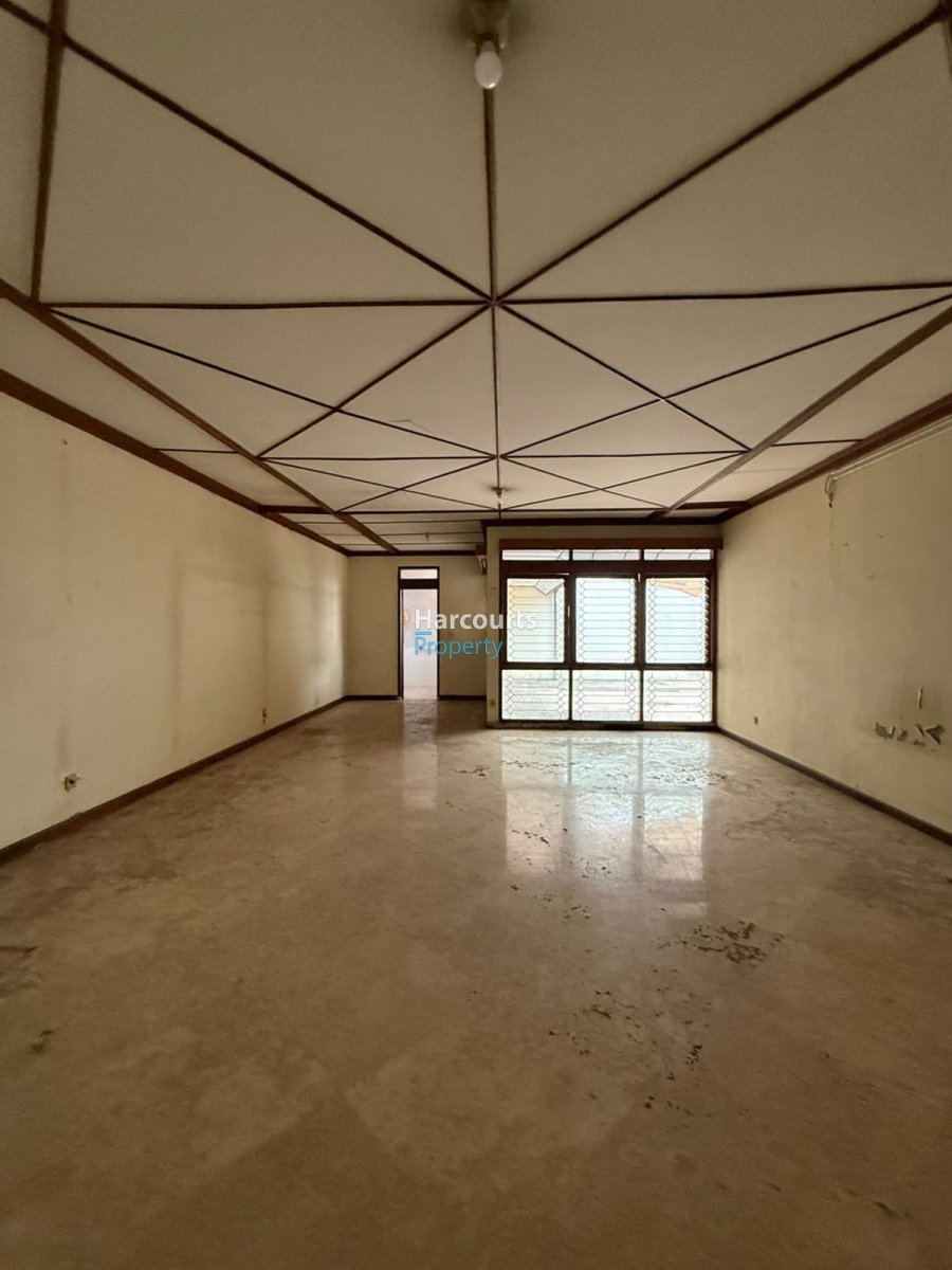 Rumah Klasik Bagus dan Terawat Lokasi Strategis Area Pondok Indah - Foto 11