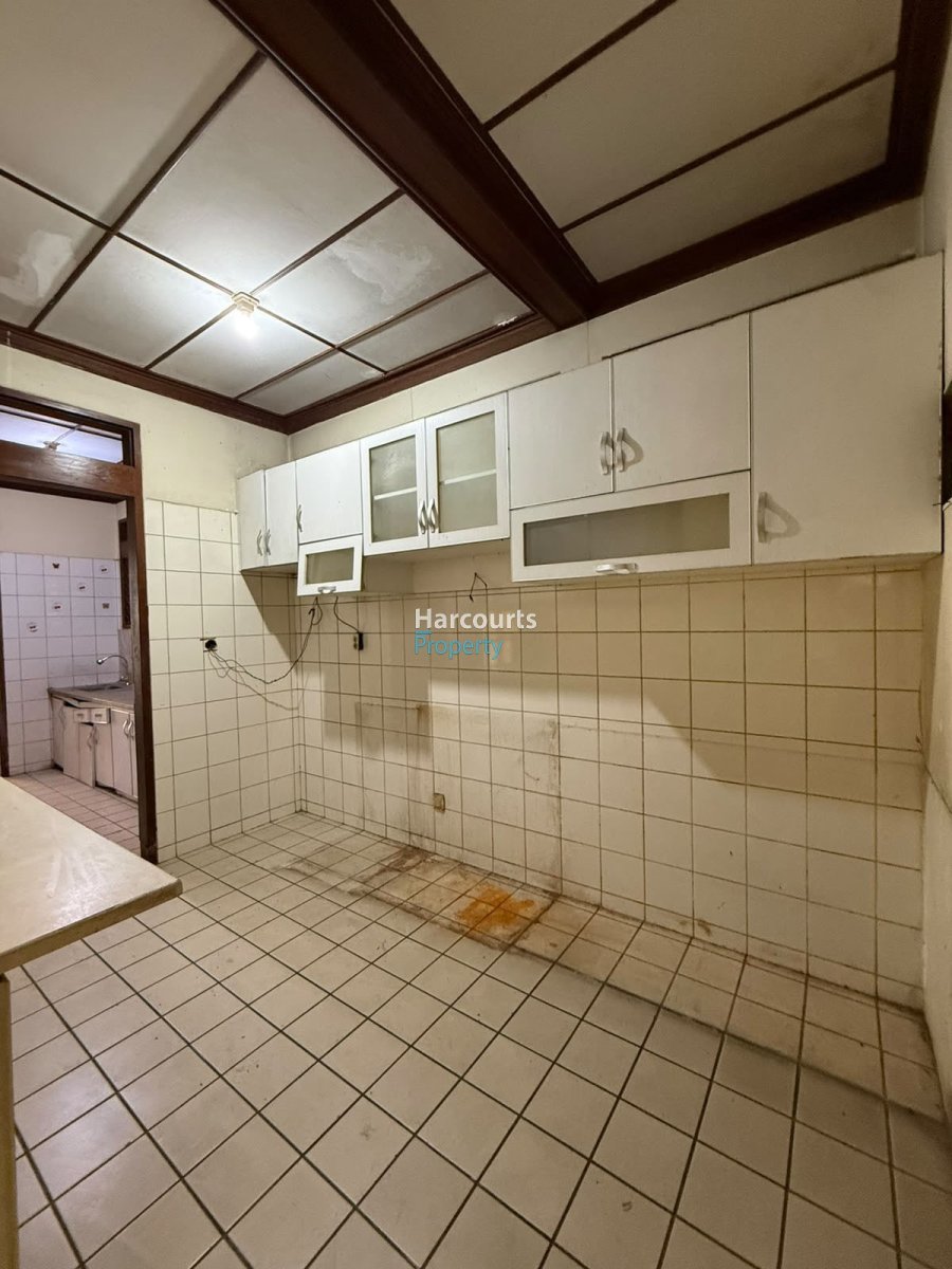 Rumah Klasik Bagus dan Terawat Lokasi Strategis Area Pondok Indah - Foto 12