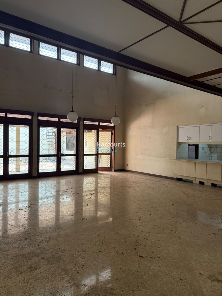 Rumah Klasik Bagus dan Terawat Lokasi Strategis Area Pondok Indah - Foto 4