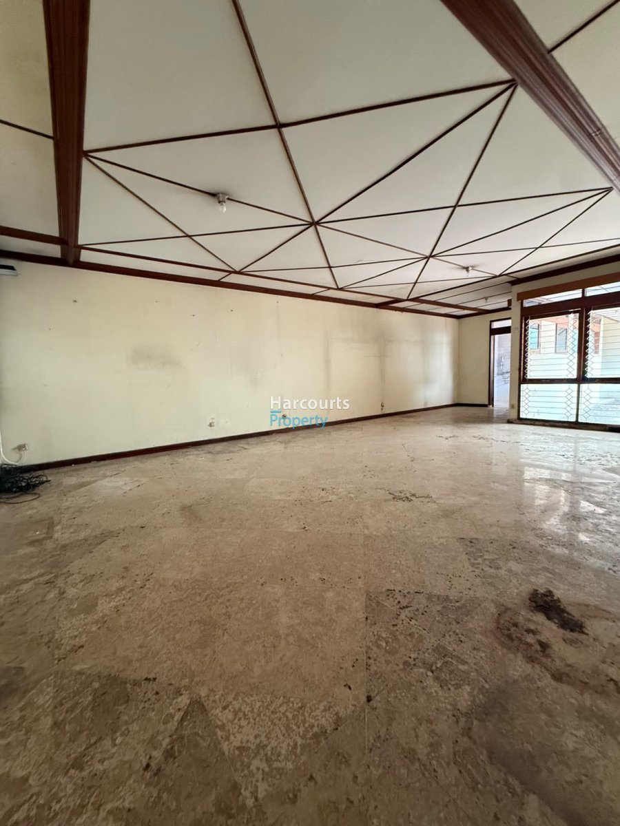 Rumah Klasik Bagus dan Terawat Lokasi Strategis Area Pondok Indah - Foto 5