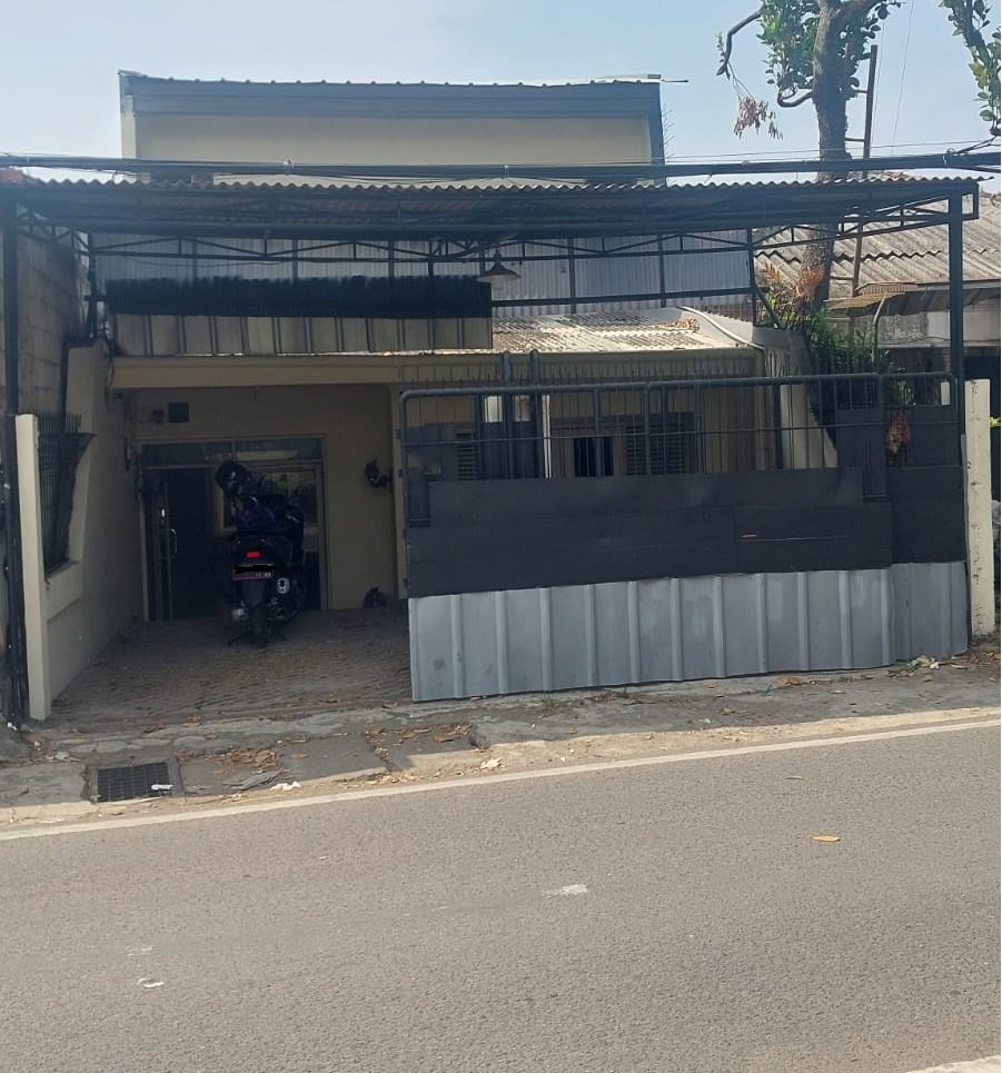 Disewa Rumah Cocok Untuk Usaha, Jalan Aktif Bintaro Jakarta Selatan - Properti | Harcourts