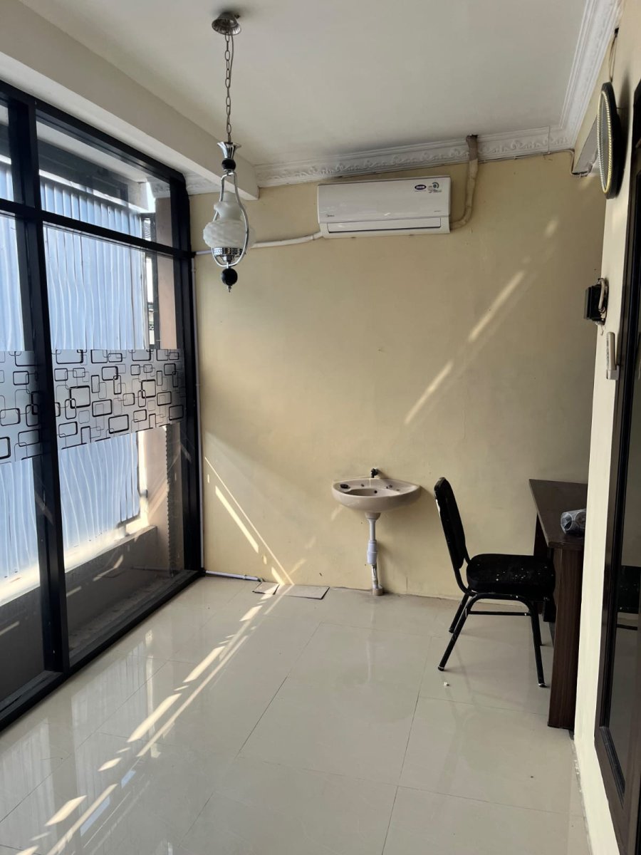 Rumah Siap Huni di Perumahan Banjarsari, Solo - Foto 2