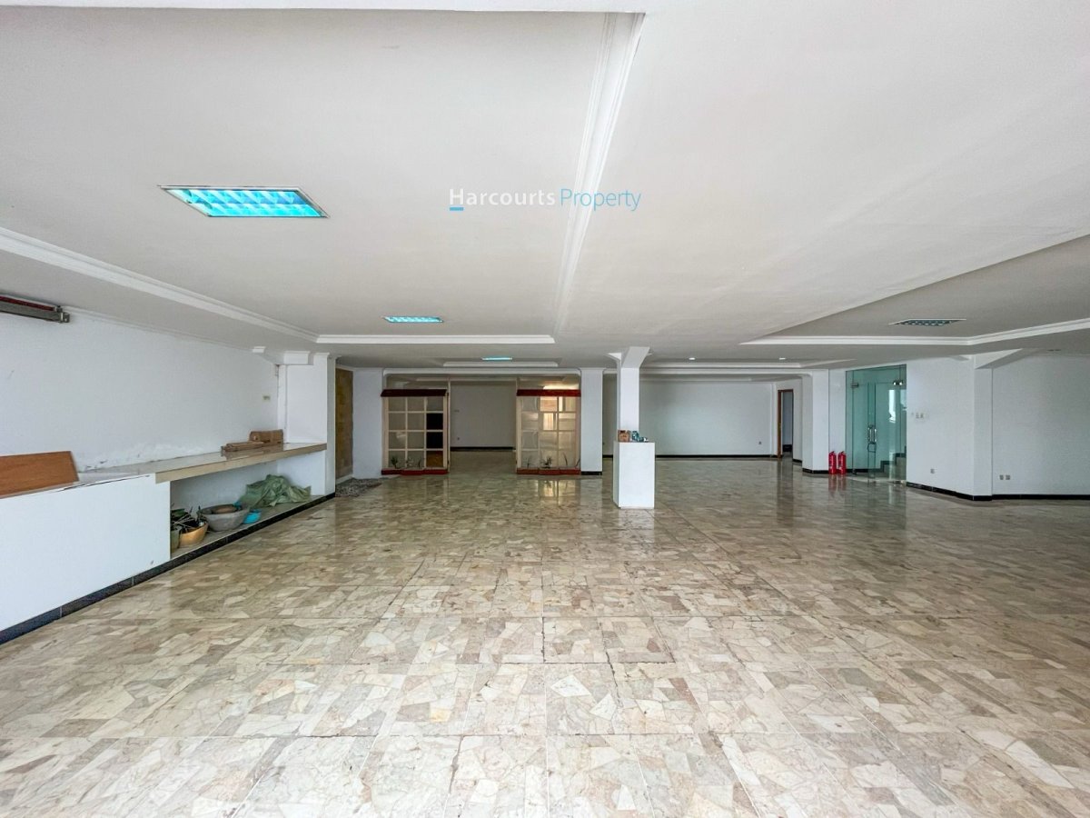 Disewakan Rumah Klasik Kawasan Elite Area Menteng - Foto 5