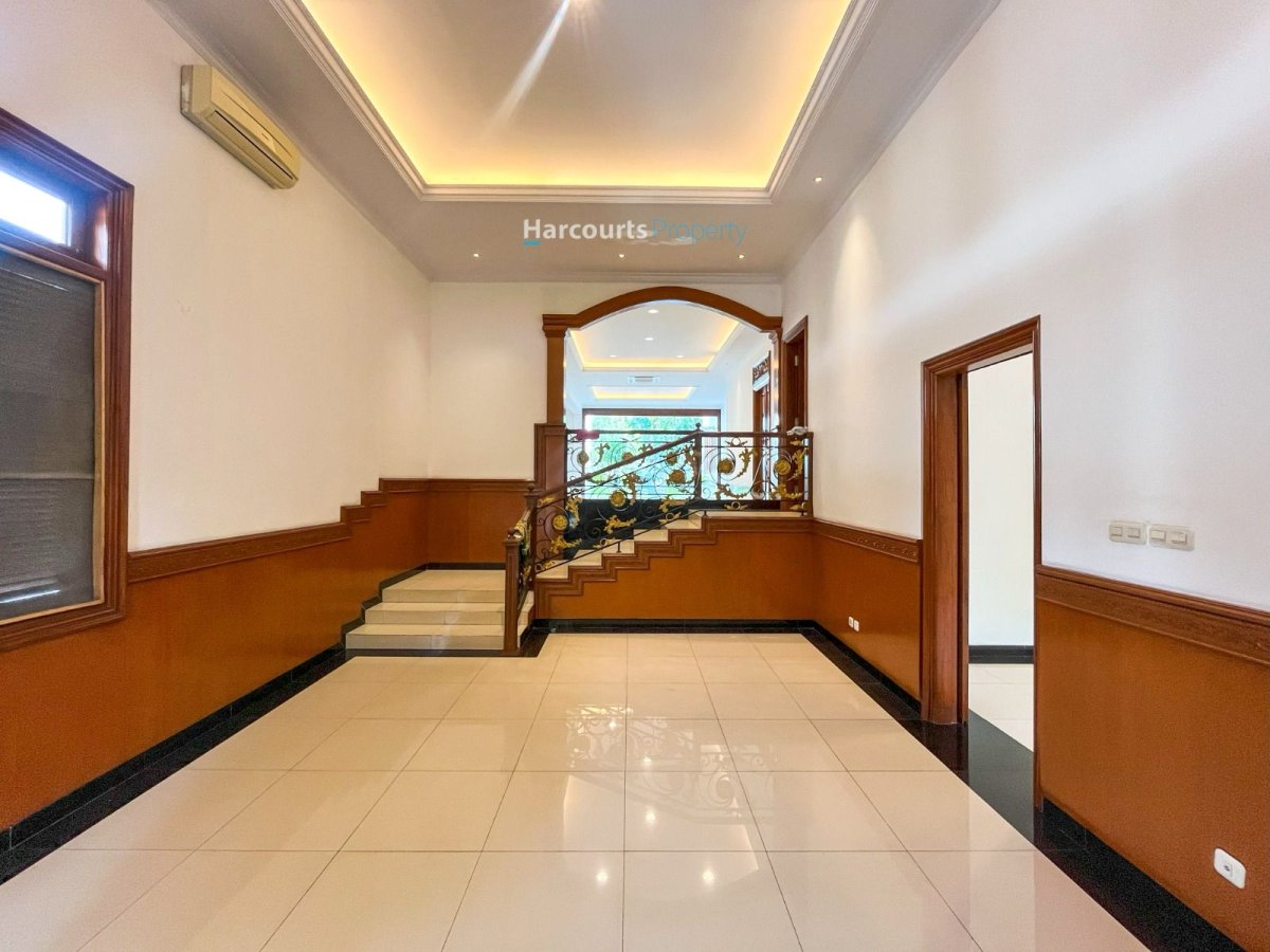 Disewakan Rumah Klasik Kawasan Elite Area Menteng - Foto 10