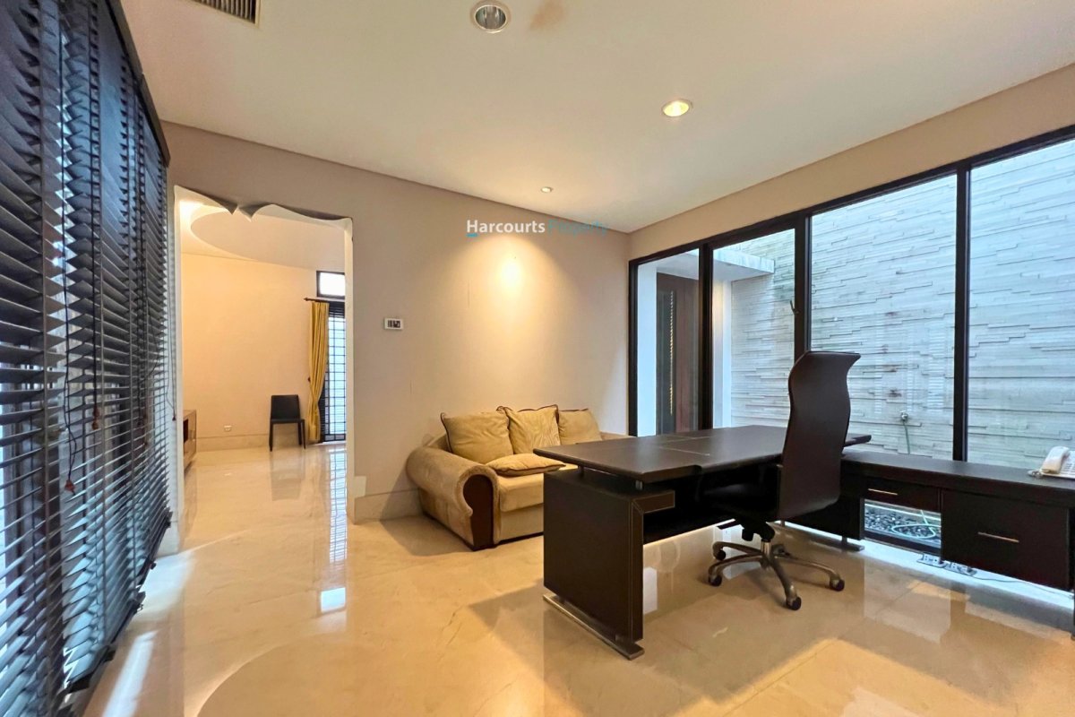 Disewakan Rumah Mewah Kawasan Elite Area Menteng - Foto 7