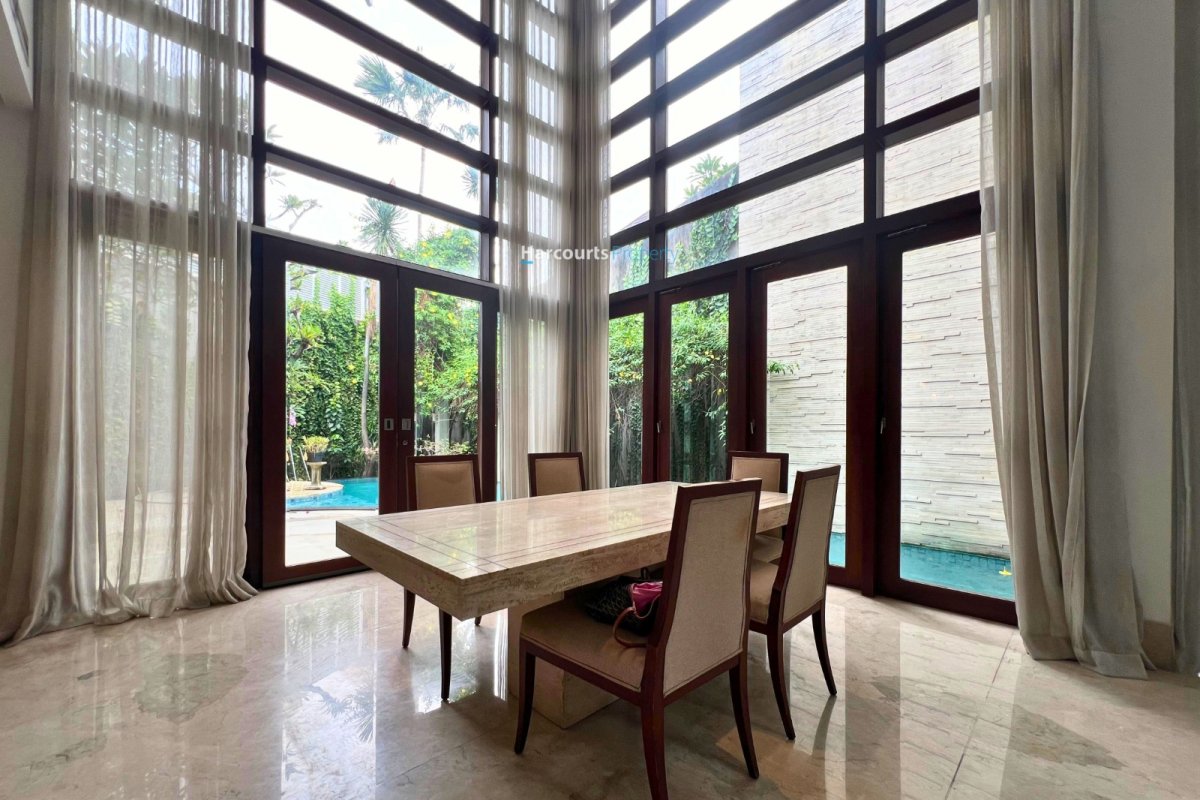 Disewakan Rumah Mewah Kawasan Elite Area Menteng - Foto 9