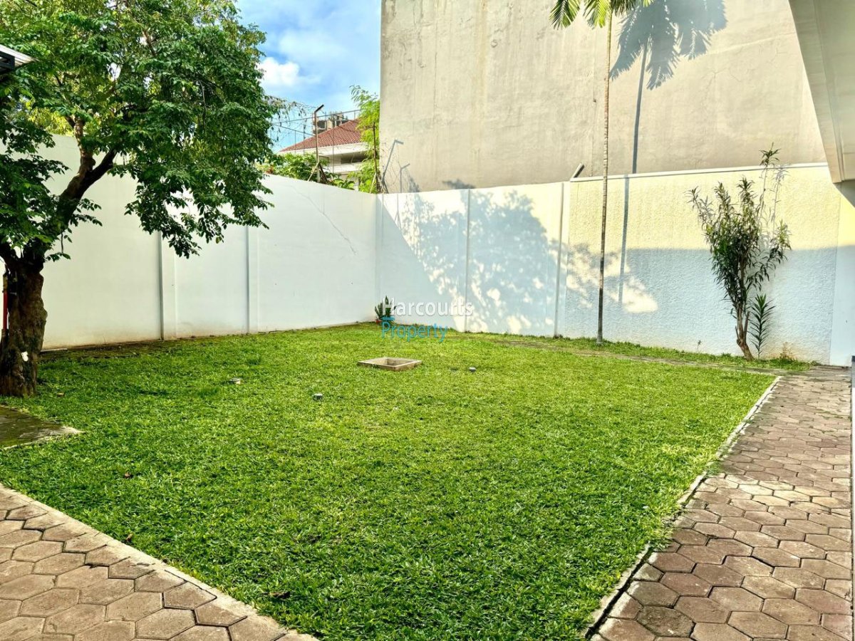 Disewakan Rumah 1 Lantai Bagus dan Terawat Area Menteng - Foto 10