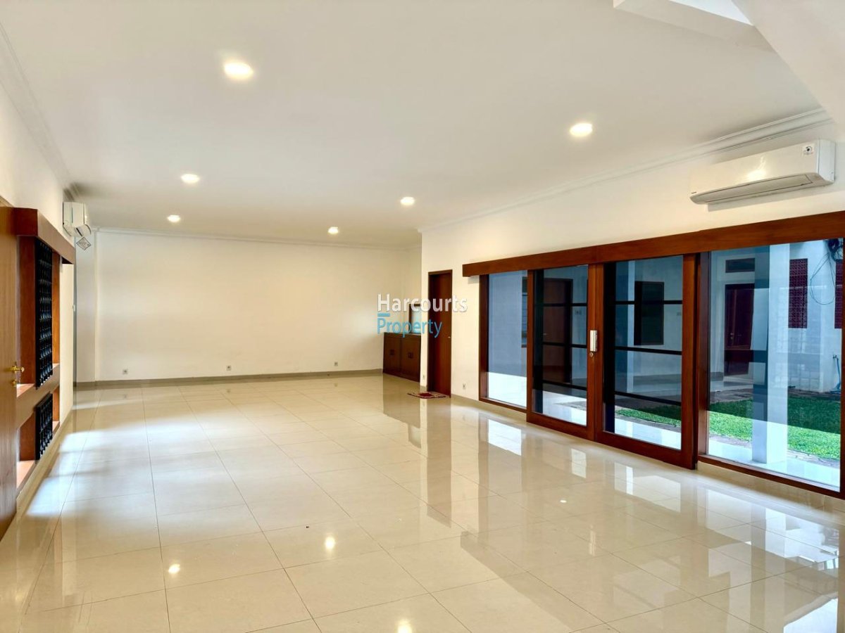 Disewakan Rumah 1 Lantai Bagus dan Terawat Area Menteng - Foto 6
