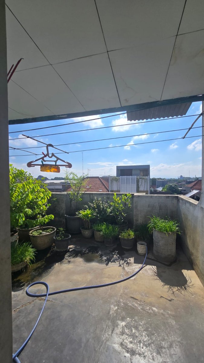 Ruko 4 Lantai Strategis di Jalan Yos Sudarso Solo - Foto 9